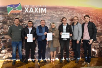 Governo de Xaxim reune CDL, Aciax e Atrax para discutir financiamentos futuros