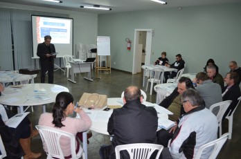 ACIAX em parceria com Sebrae realiza treinamento empresarial